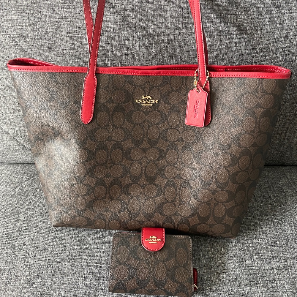 Coach tote bag and matching wallet